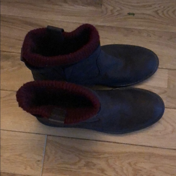 Tommy Hilfiger boots - Picture 5 of 6